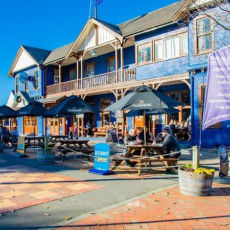 The Blue Pub Hotel Methven Exterior photo