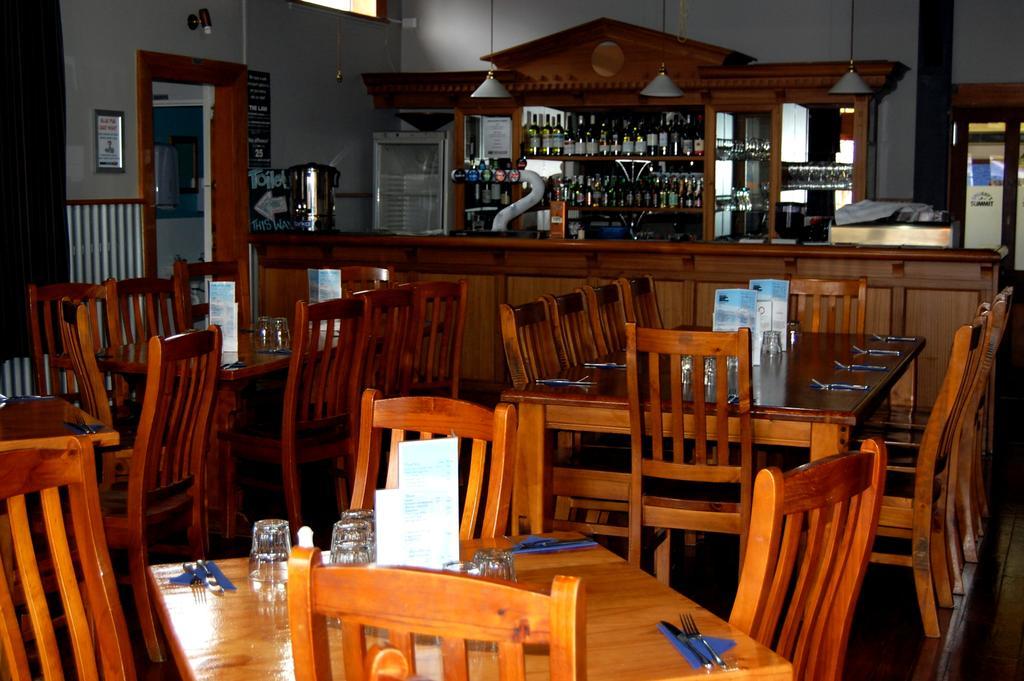 The Blue Pub Hotel Methven Exterior photo