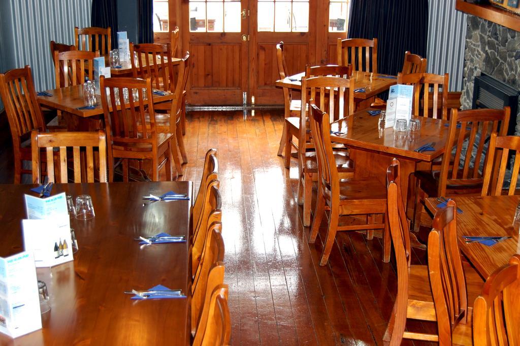 The Blue Pub Hotel Methven Exterior photo