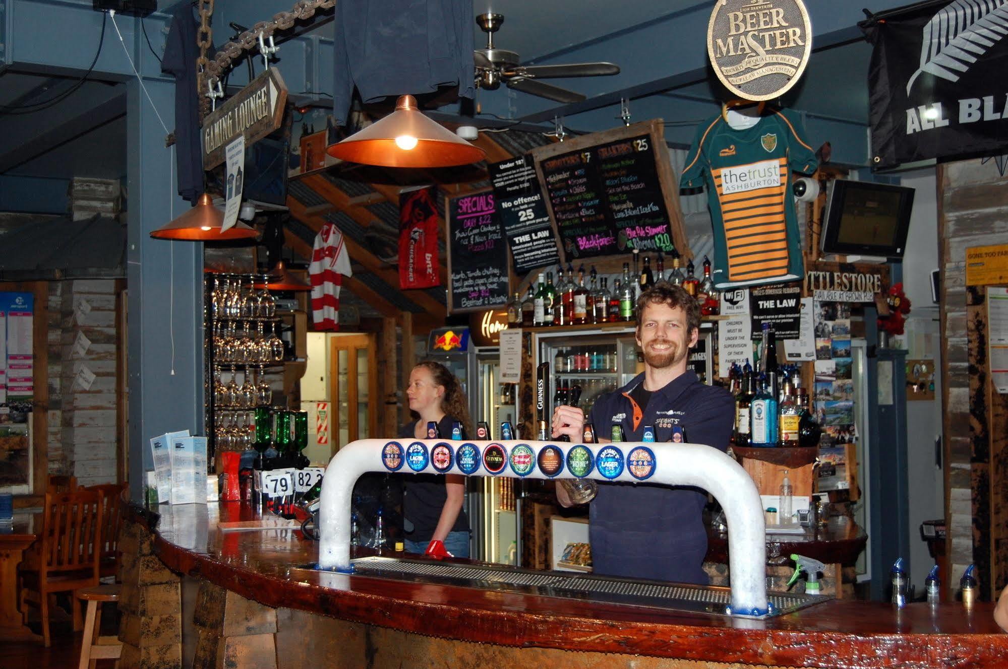 The Blue Pub Hotel Methven Exterior photo